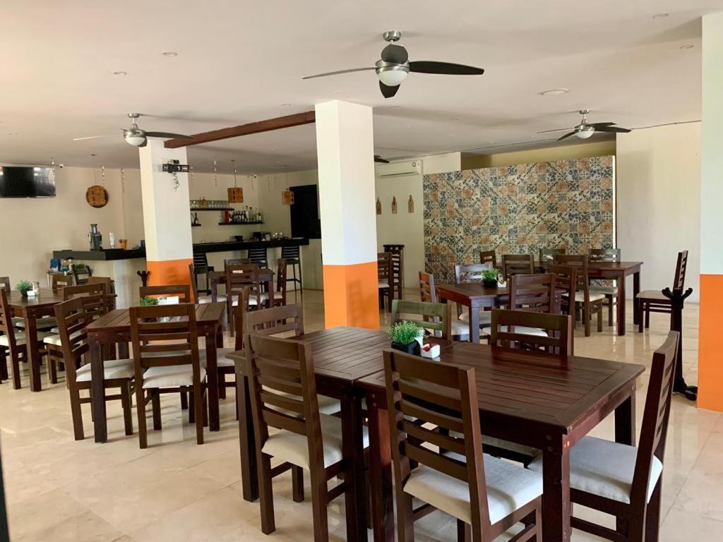 Hotel Roazi Tizimín Buitenkant foto
